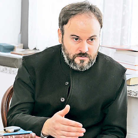 Direktor-gimnazije-Slobodan-Lalich---foto-R-KRSTINICH