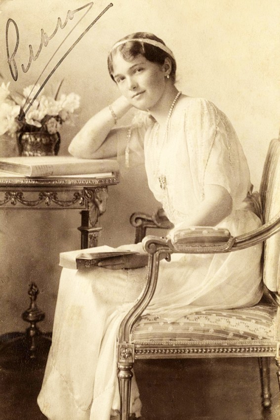 olga romanov8